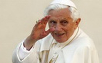 Giáo hoàng Benedict XVI bắt đầu lui về ở ẩn